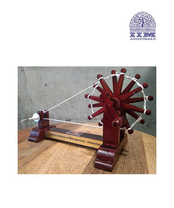 CHARKHA WITH GOLDEN PATTI